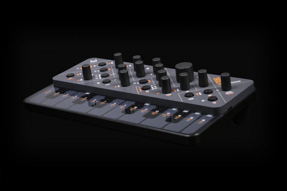 Новая прошивка Modal Electronics Skulpt делает синтезатор MPE-совместимым