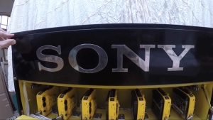 Sony Mellotron: сэмплер из кассетных плейеров (видео)